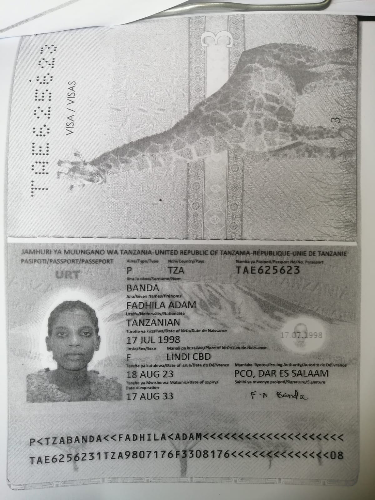 FADHILA ADAM BANDA